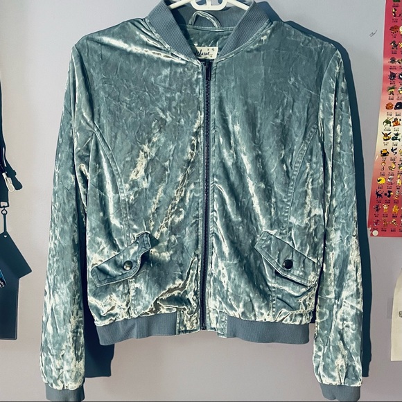 ❄️ light blue crushed velvet jacket ❄️ - Picture 4 of 4